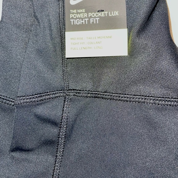 NWT Nike Luxe Pocket Tights Last Chance!  Make Offers! - Picture 3 of 14